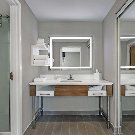 Hampton Inn & Suites Бельвіль Екстер'єр фото