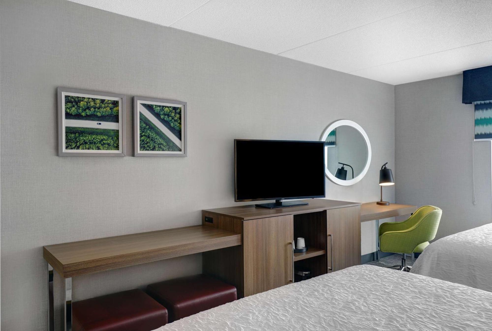 Hampton Inn & Suites Бельвіль Екстер'єр фото